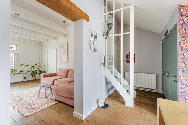 Foto - Verkocht onder voorbehoud: Karakteristiek pand nabij het historische centrum van Klundert